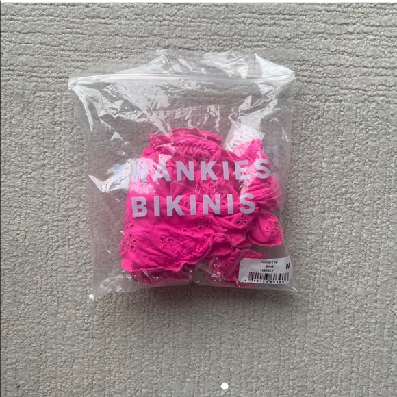 Frankie’s Bikinis Bikini Top - Picture 4 of 4